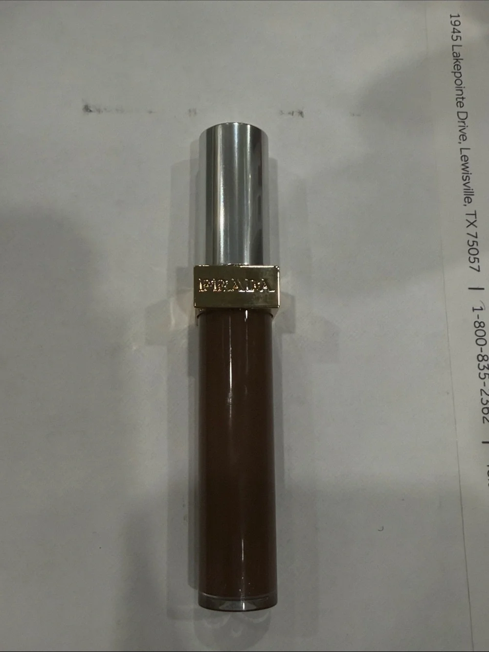 NWOB Prada Micro- correcting blurring Concealer with peptides  DN 9.5